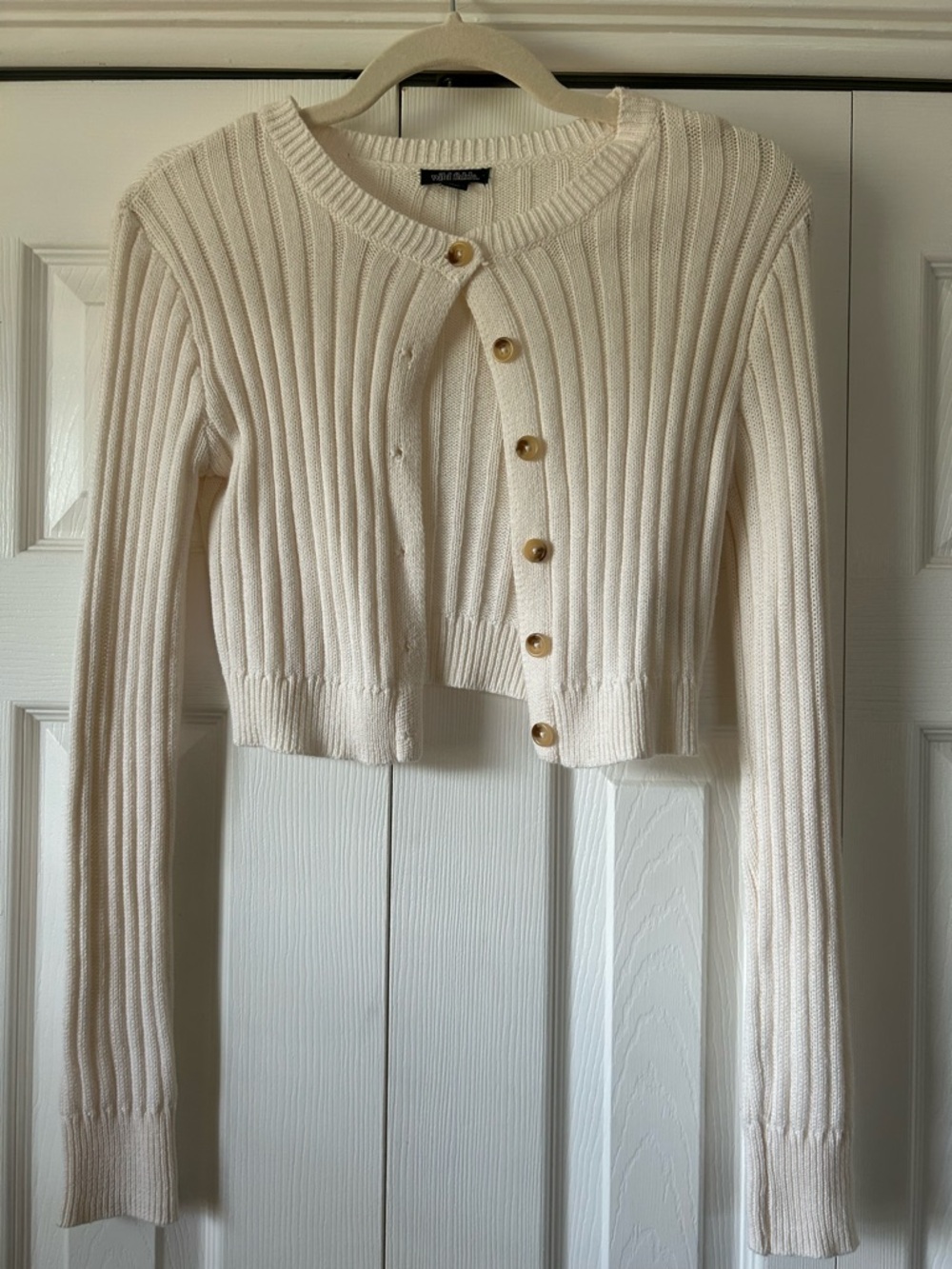 Wild Fable Cream Ribbed Button‑Front Cardigan – Size M